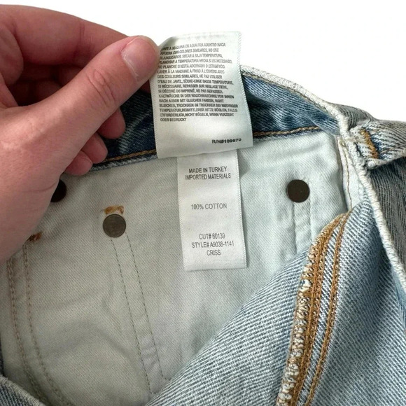 NWT Agolde Criss Cross Short in Wash: Symbol - Picture 6 of 9